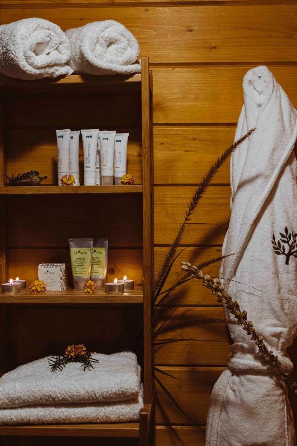 אל סלט Mountain Breeze Lodge & Resort מראה חיצוני תמונה