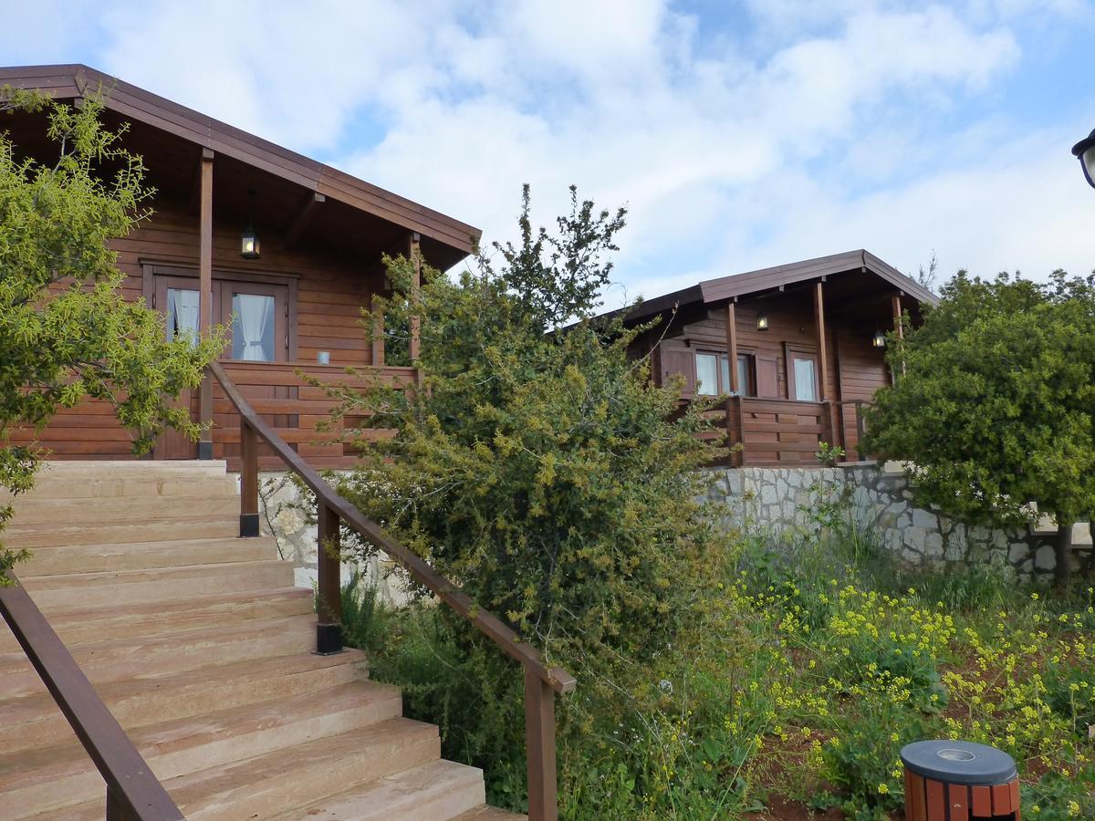 אל סלט Mountain Breeze Lodge & Resort מראה חיצוני תמונה