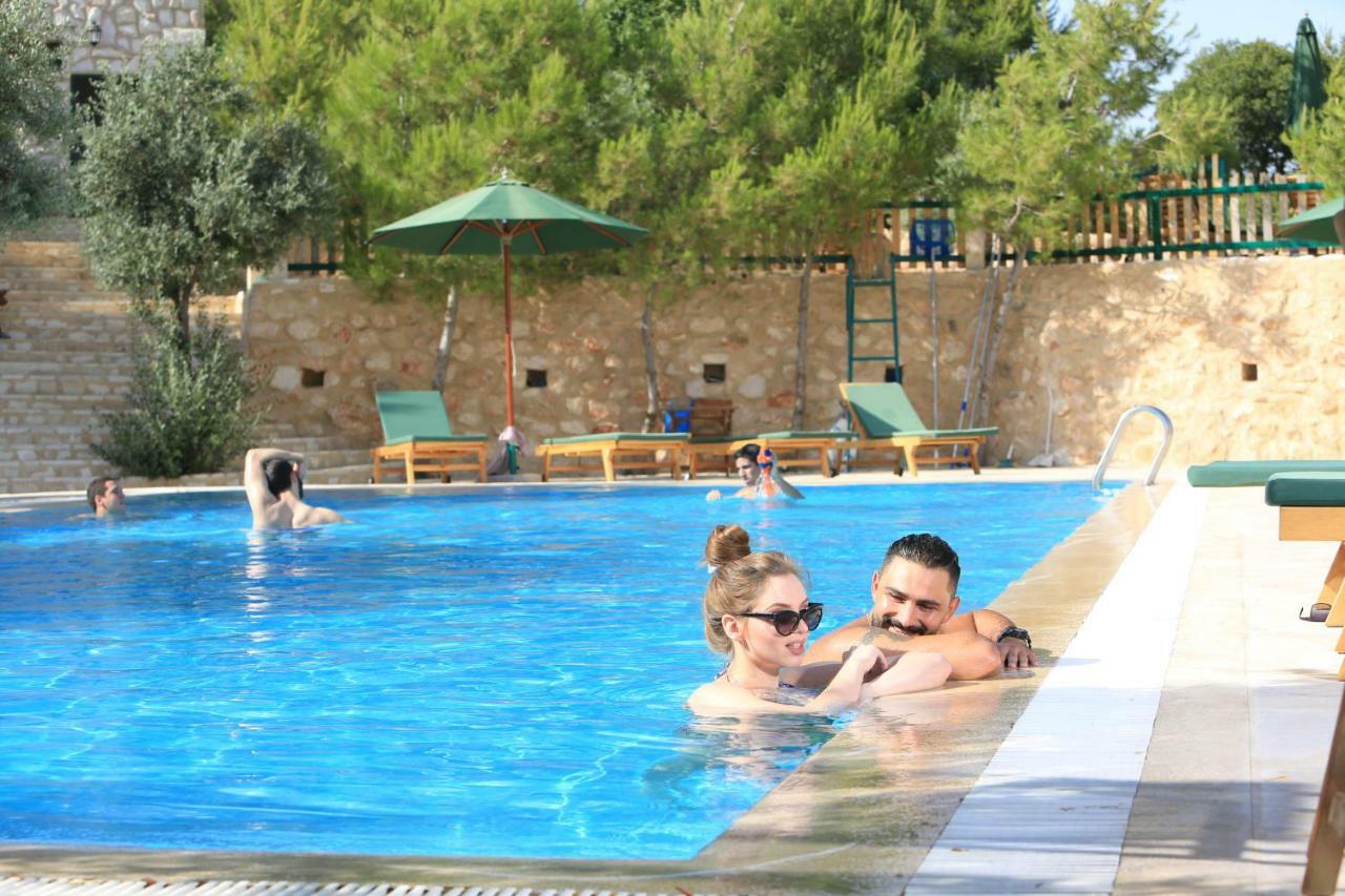 אל סלט Mountain Breeze Lodge & Resort מראה חיצוני תמונה