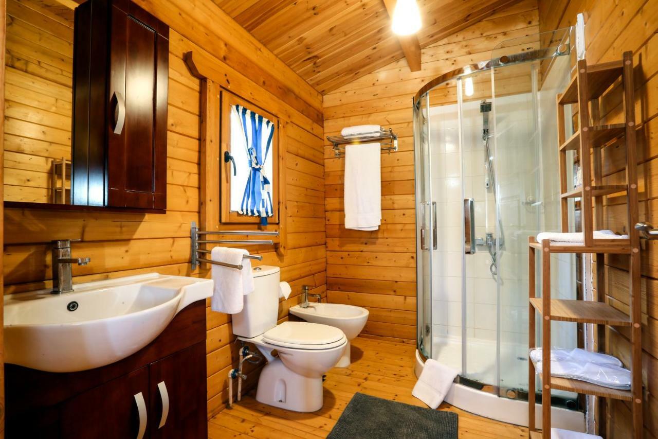 אל סלט Mountain Breeze Lodge & Resort מראה חיצוני תמונה